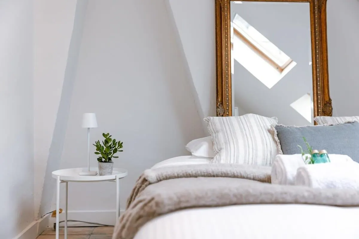 Huswell - Charming House In Antwerp With Free Parking Villa Vakantiehuis