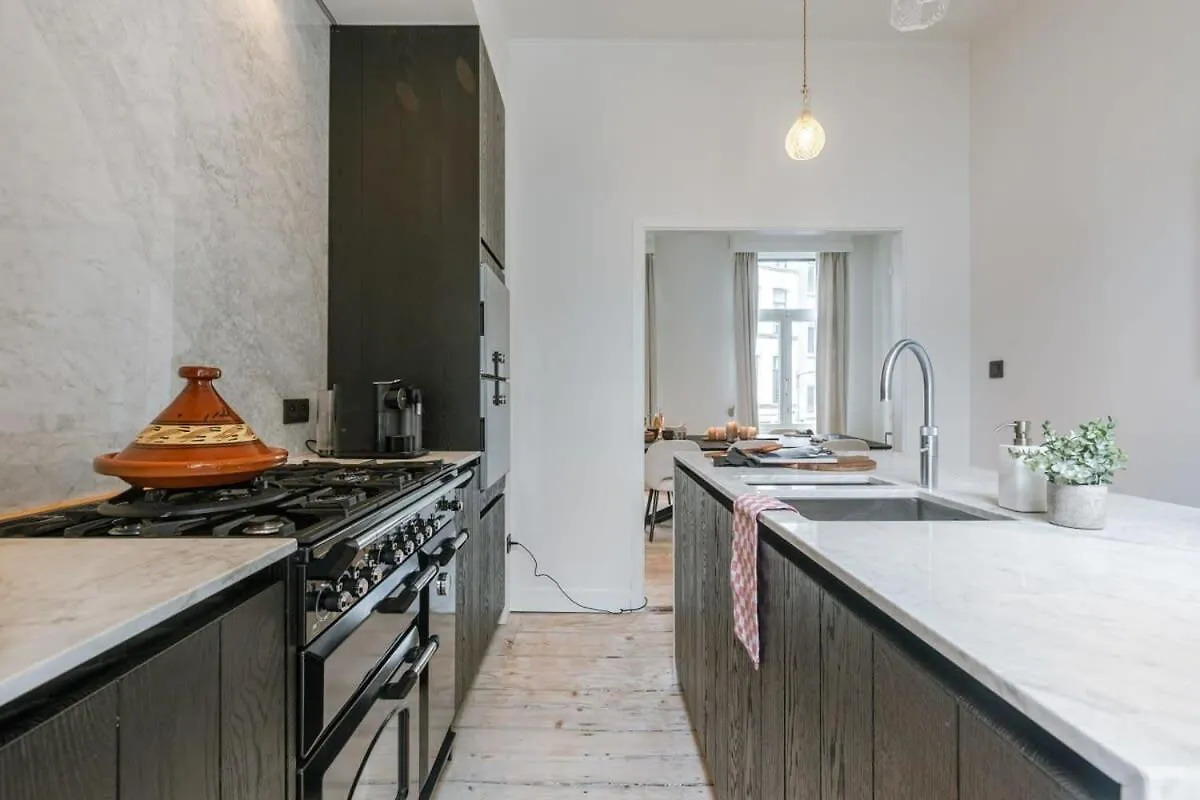 Huswell - Charming House In Antwerp With Free Parking Villa