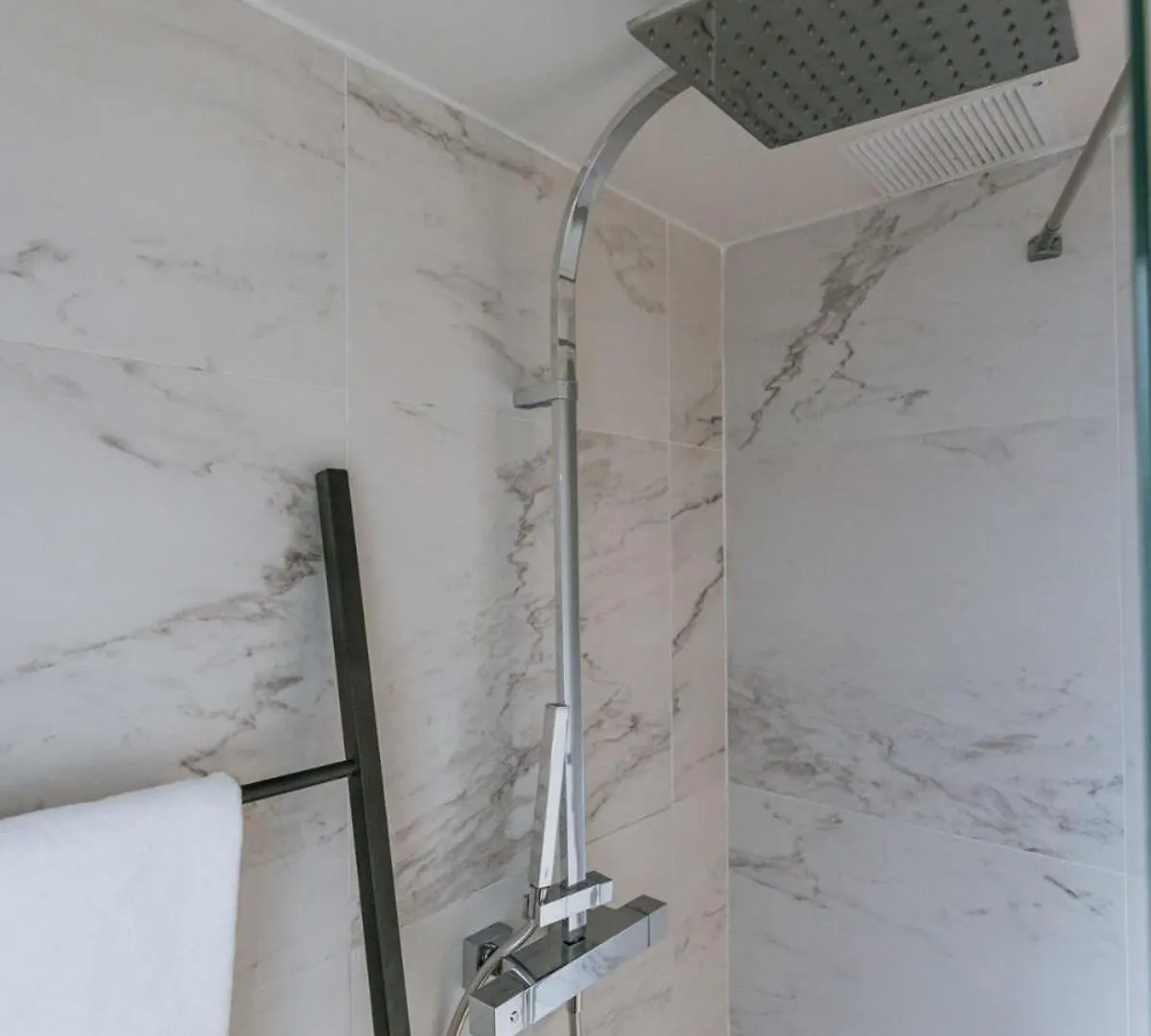 Huswell - Charming House In Antwerp With Free Parking Villa België