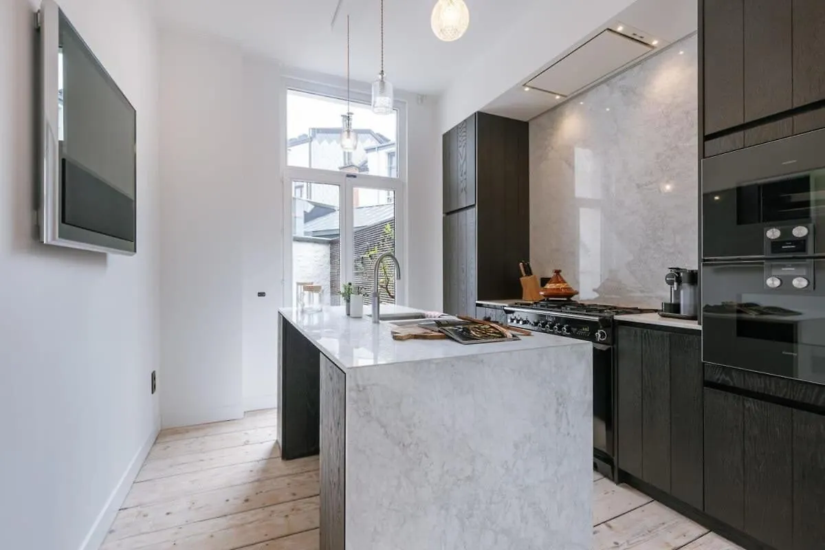 Huswell - Charming House In Antwerp With Free Parking Villa 0*,  Belgium