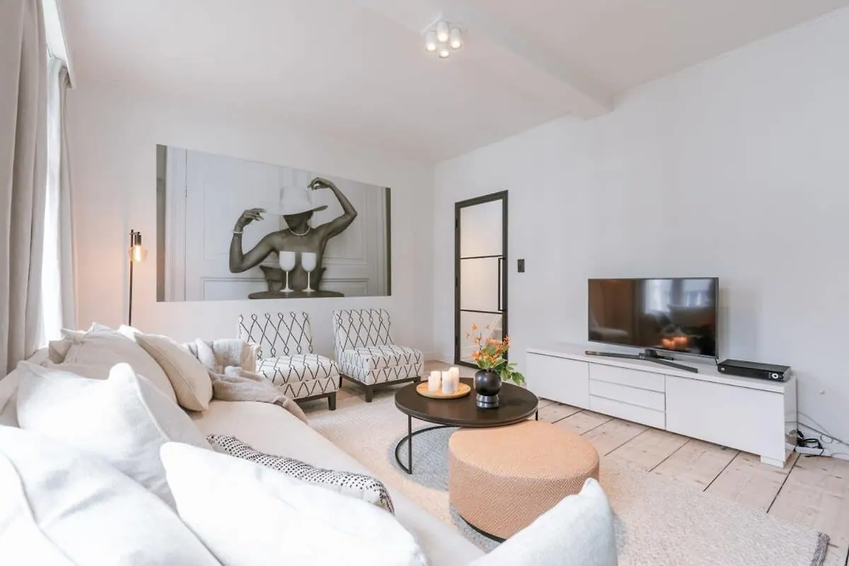 Huswell - Charming House In Antwerp With Free Parking Villa Holiday home